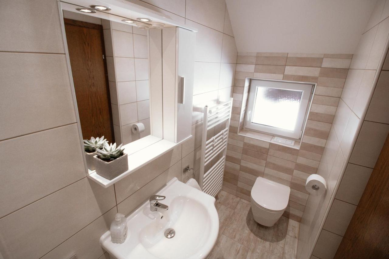 בוהין Apartments & Rooms Malej מראה חיצוני תמונה