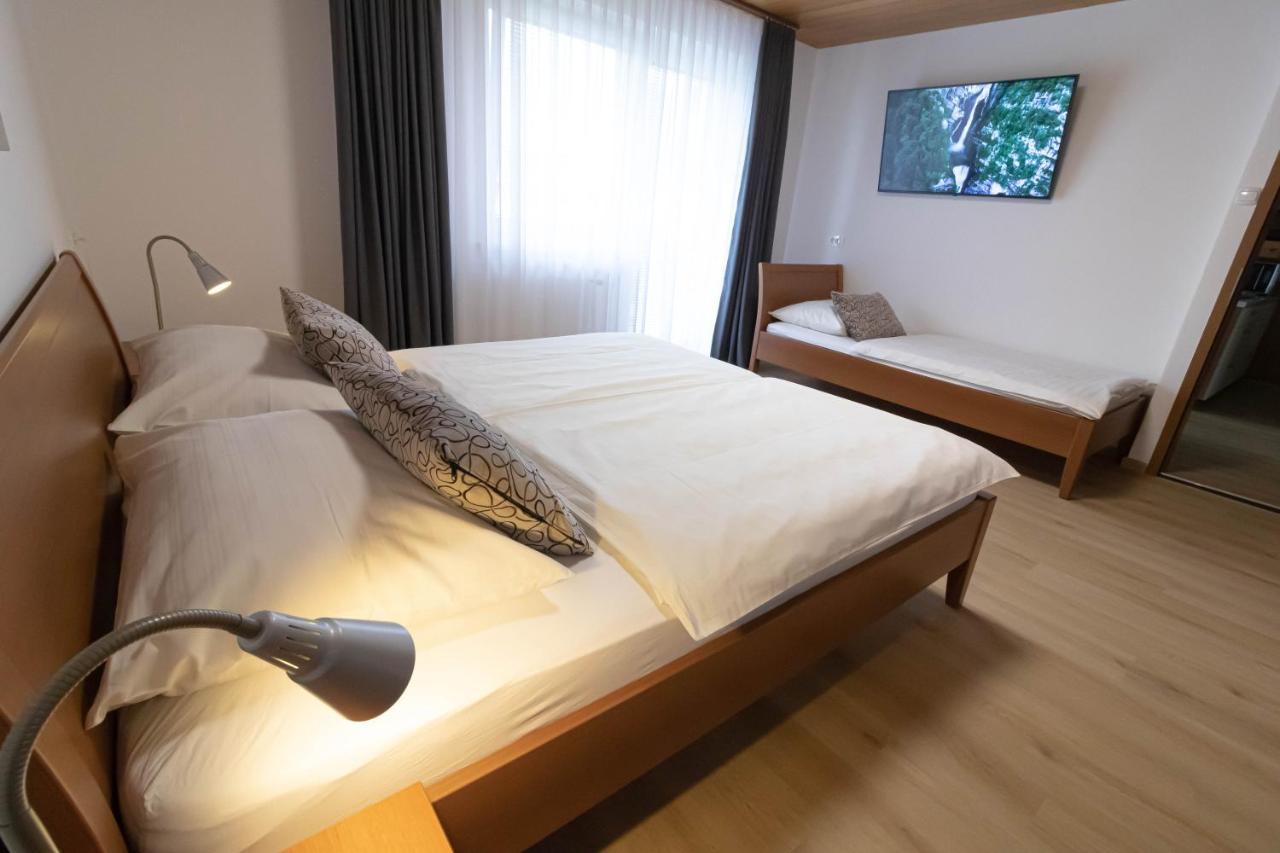 בוהין Apartments & Rooms Malej מראה חיצוני תמונה